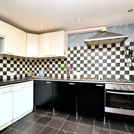 Spacious Holiday Home In Lierneux With Garden Eksteriør billede