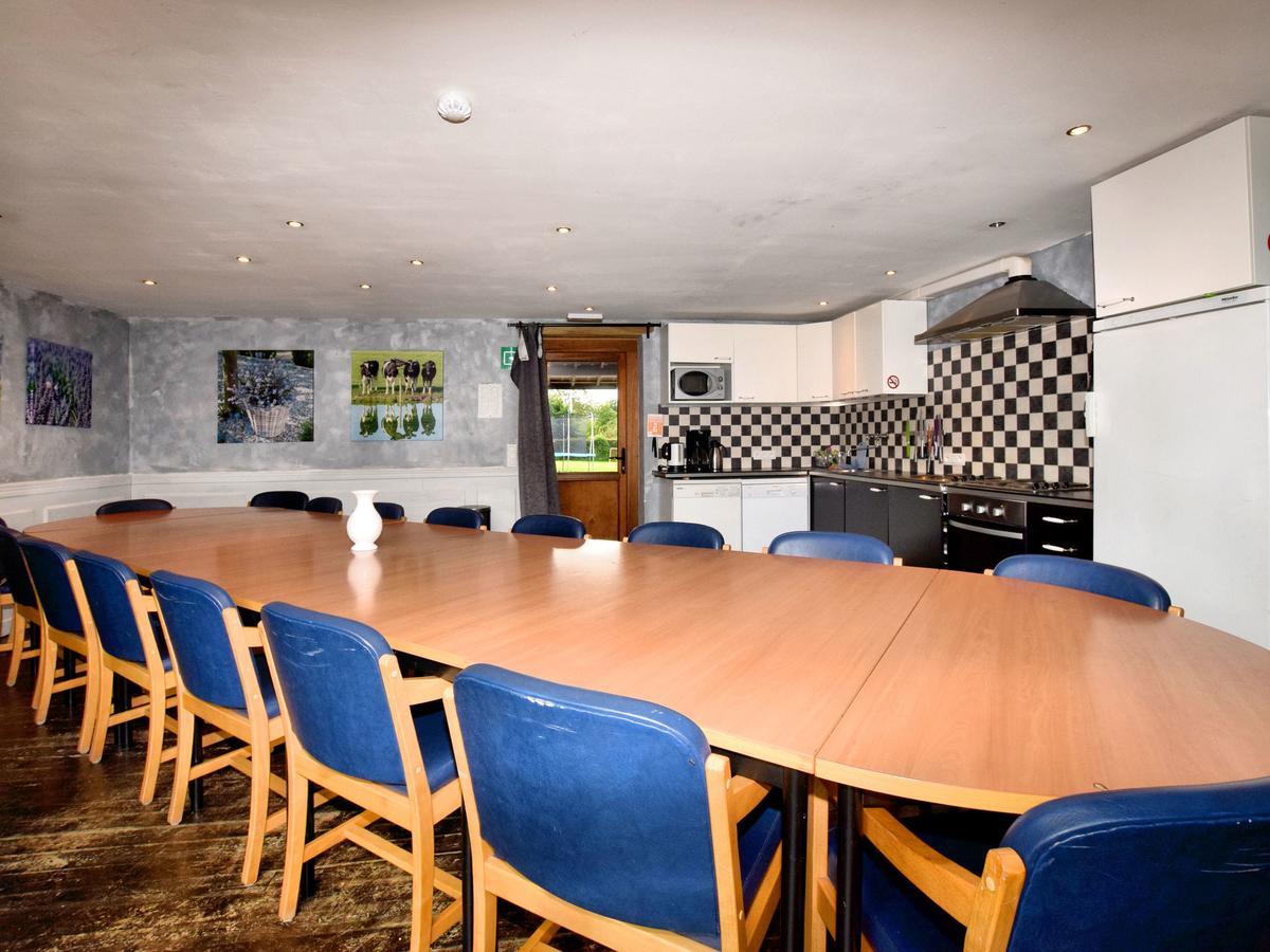 Spacious Holiday Home In Lierneux With Garden Eksteriør billede