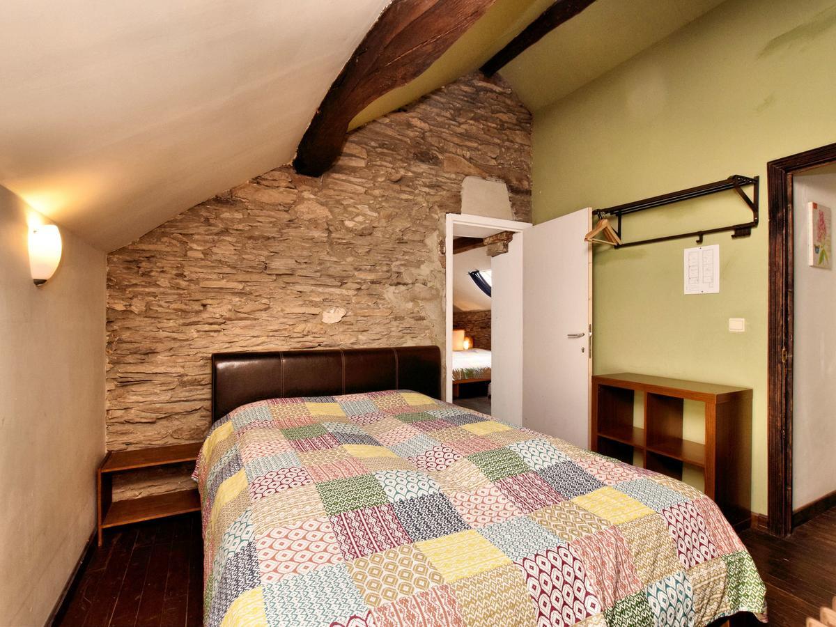 Spacious Holiday Home In Lierneux With Garden Eksteriør billede